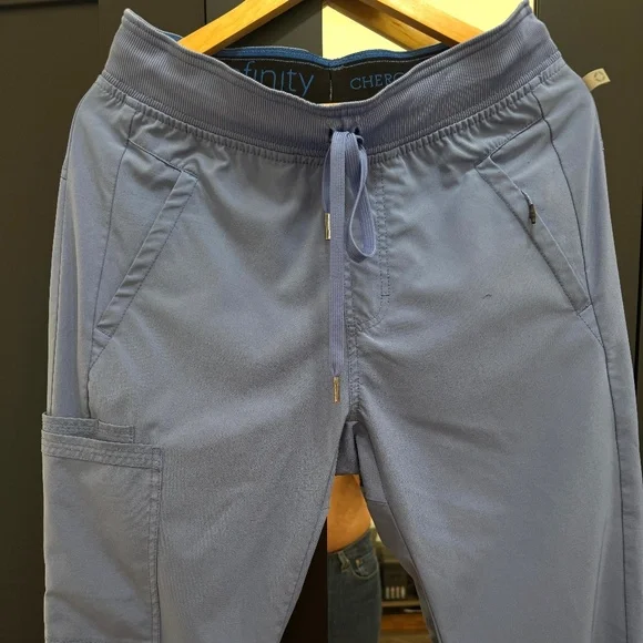 Cherokee Infinity Ciel Scrub Top & Jogger Bottom Set - Picture 3 of 9